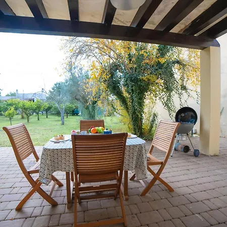 Apartment Maria Antonietta With Garden